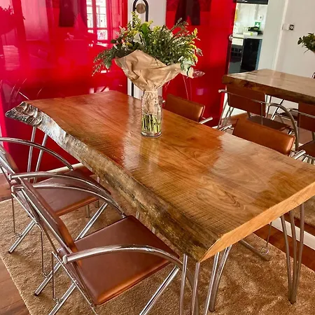 Homestay Charming In Baixa