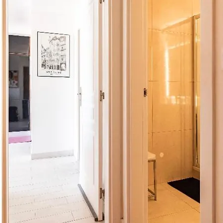 Homestay Charming In Baixa *