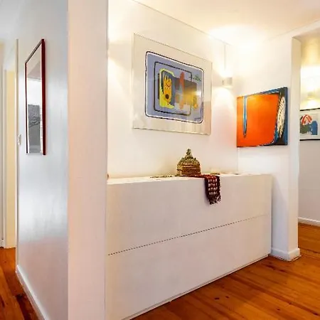 Homestay Charming In Baixa