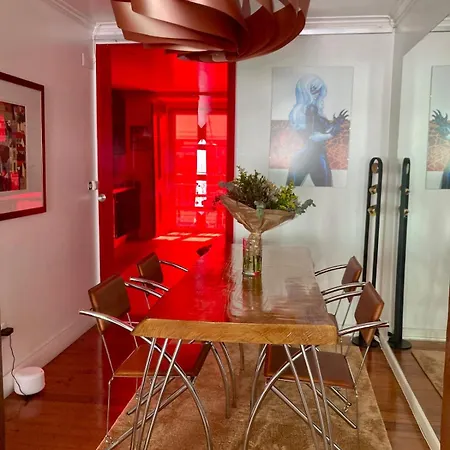 Charming In Baixa Homestay